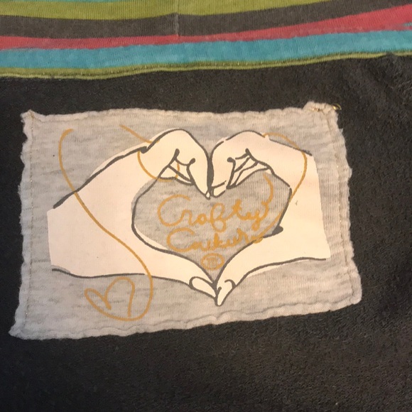 3/$20 Cute short sleeve zip up - Picture 4 of 4